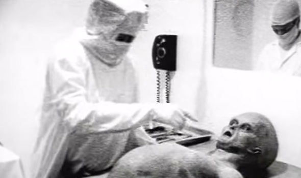 ALIEN-AUTOPSY-1079895.jpg