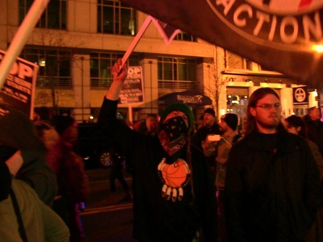 Anti-Trump-Protest-640x480.jpg