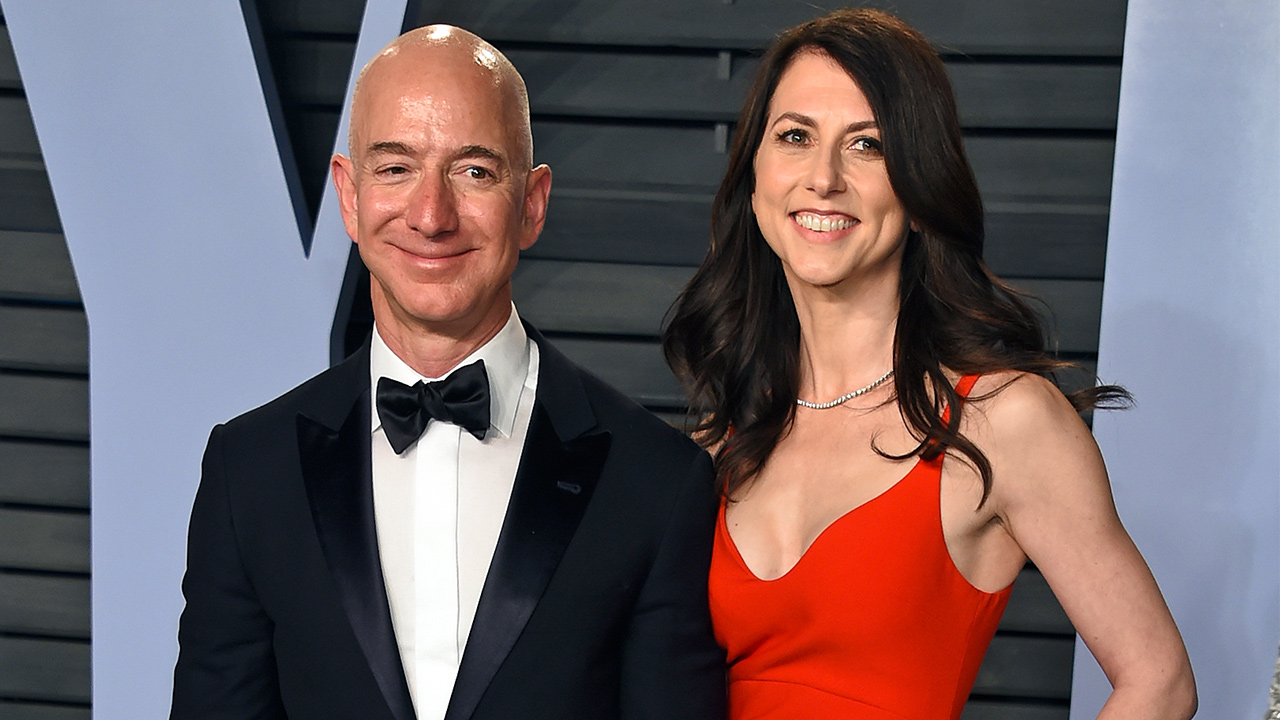 5039944_010919-wabc-jeff-mackenzie-bezos-img.jpg