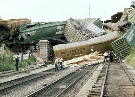 090-1120104623-train-wreck-1.jpg