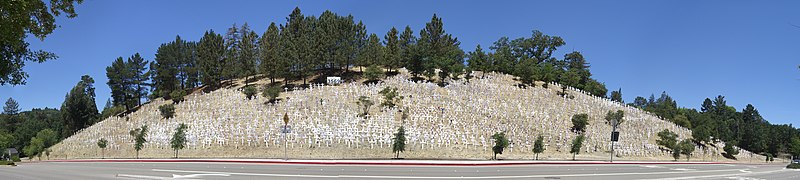 800px-Lafayette_hillside_memorial--Panoramic.jpg