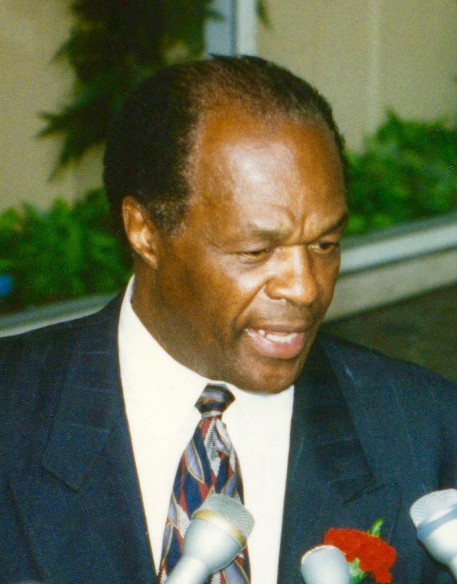 Marion_Barry%2C_1996_in_Washington%2C_D.C_%28cropped%29.jpg