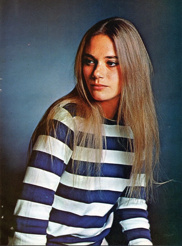 740full-peggy-lipton.jpg