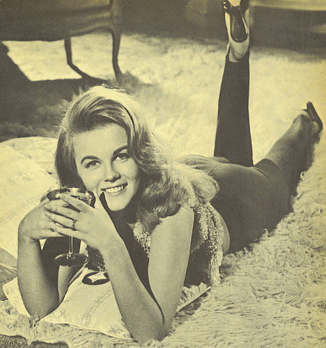 ann-margret-ann-margret-27854504-468-500.jpg