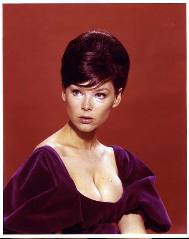 740full-yvonne-craig.jpg