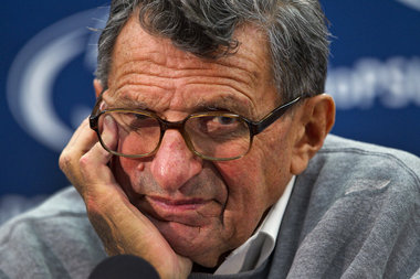 joe_paterno2012-hand-on-chin-med-big.jpg