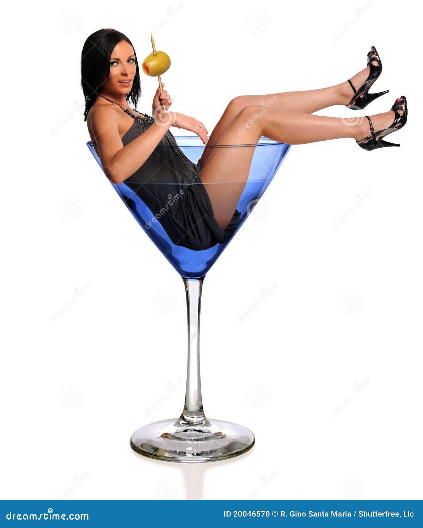 woman-martini-glass-20046570.jpg