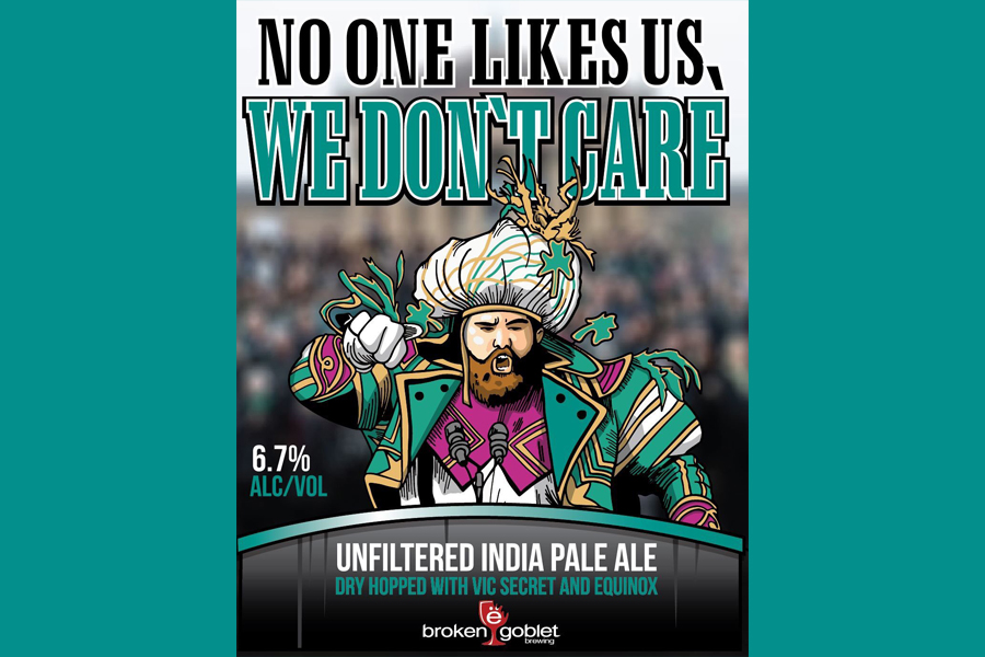 JasonKelce-beer-900x600.jpg