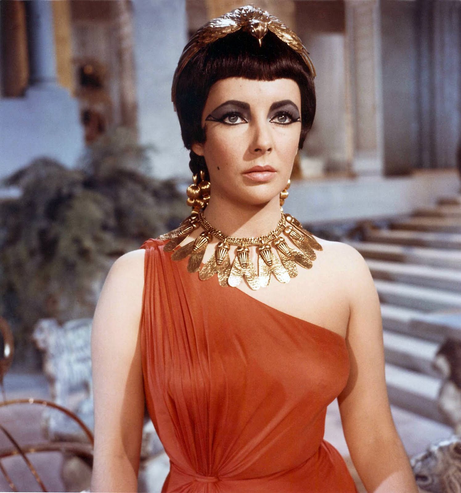 elizabeth-taylor-as-cleopatra.jpg