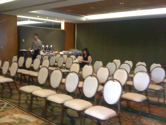 empty-chairs-at-outrigger.jpg