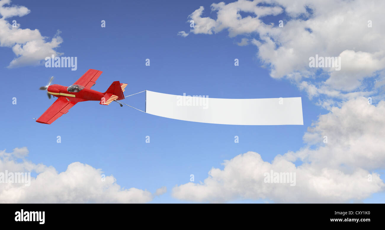 plane-pulling-a-blank-banner-in-the-sky-illustration-CXY1K0.jpg